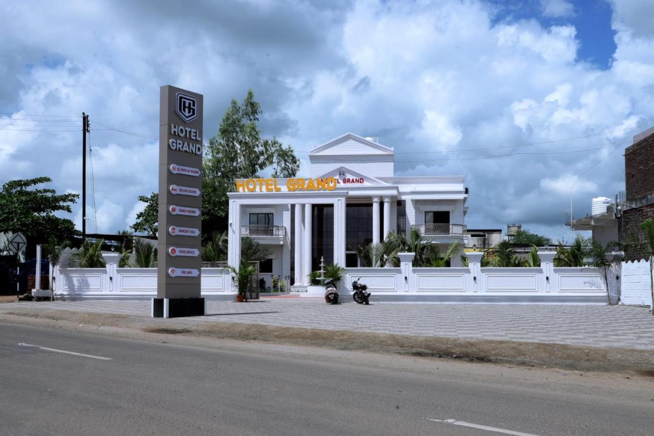 Hotel Grand Khuldabad Exteriér fotografie